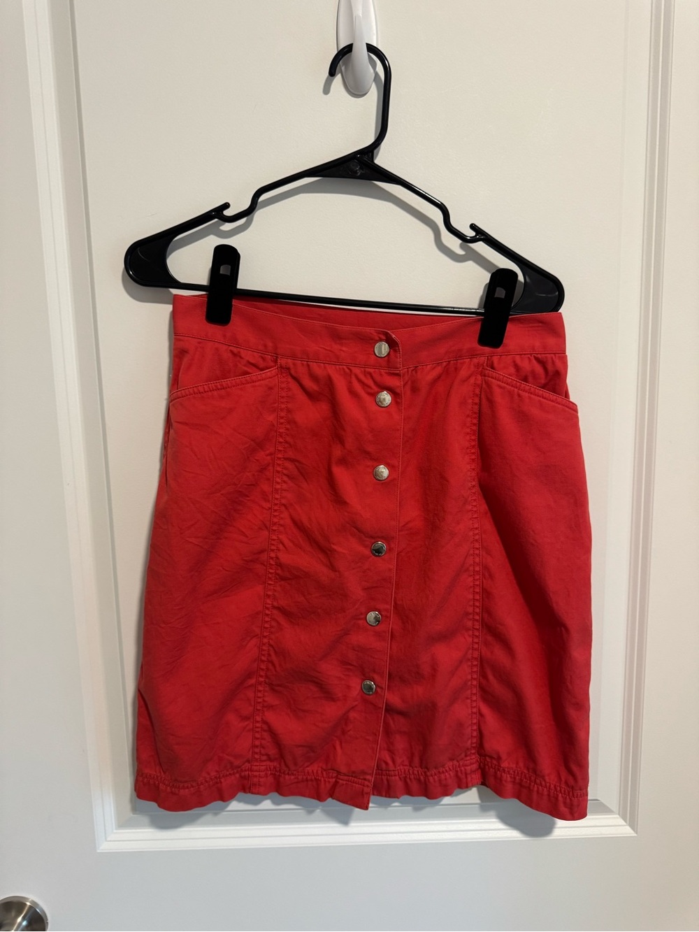 Jones New York Coral-Red Button-Front Mini Skirt